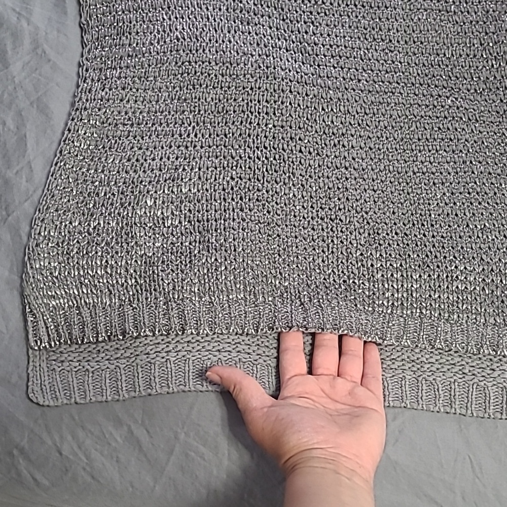 Sweater - Picture 2 of 4